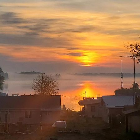 Stoneburg Cove Cottages Carrying Place Экстерьер фото