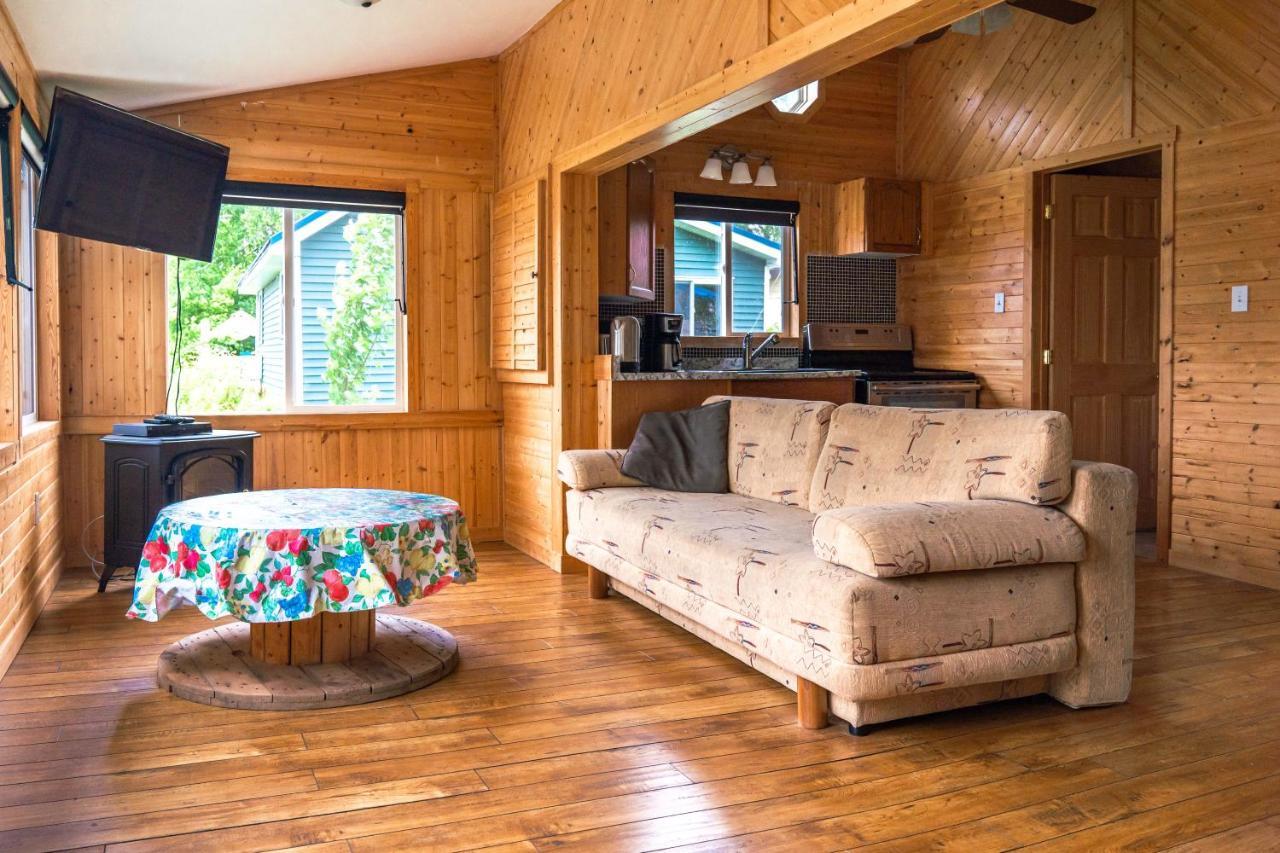 Stoneburg Cove Cottages Carrying Place Экстерьер фото