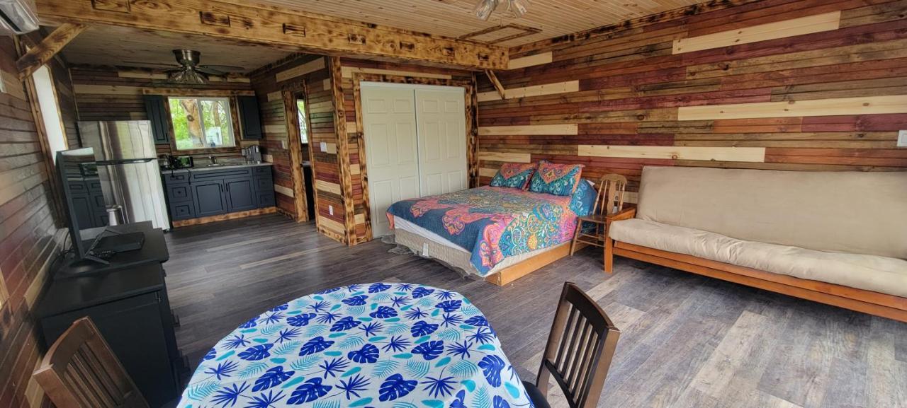 Stoneburg Cove Cottages Carrying Place Экстерьер фото